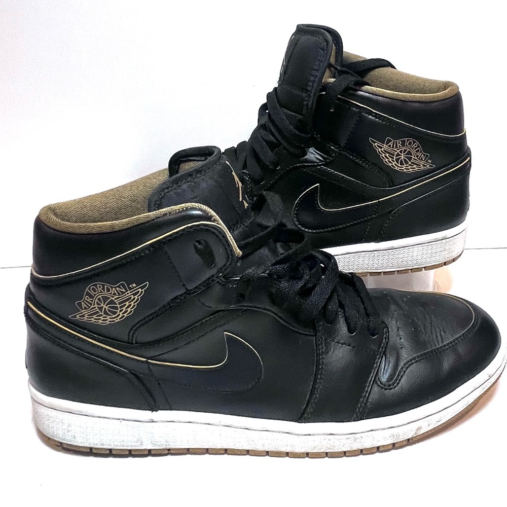 Nike Air Jordan Black and Gold Sneakers